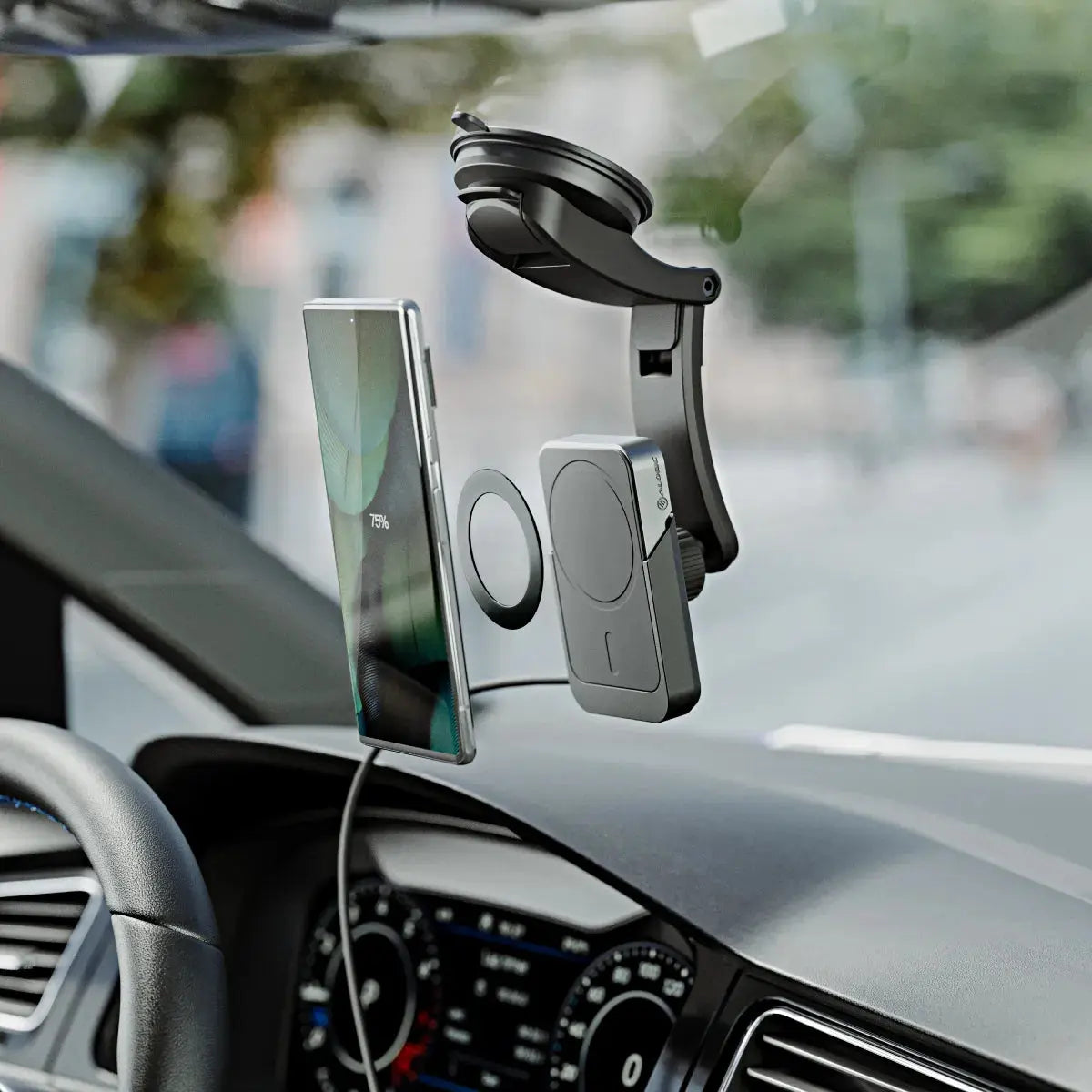 matrix-universal-magnetic-car-charger-with-air-vent-dash-mount5